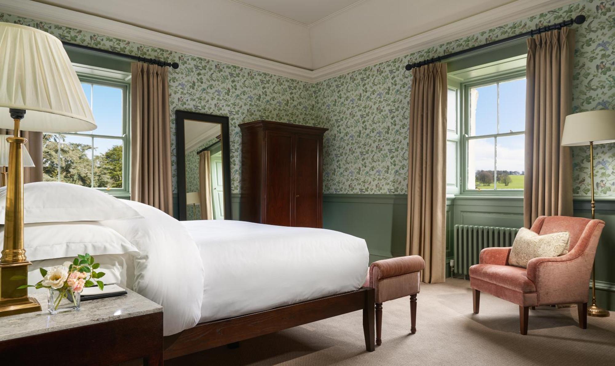 Carton House A Fairmont Managed Hotel Maynooth Buitenkant foto A bedroom at The Pig